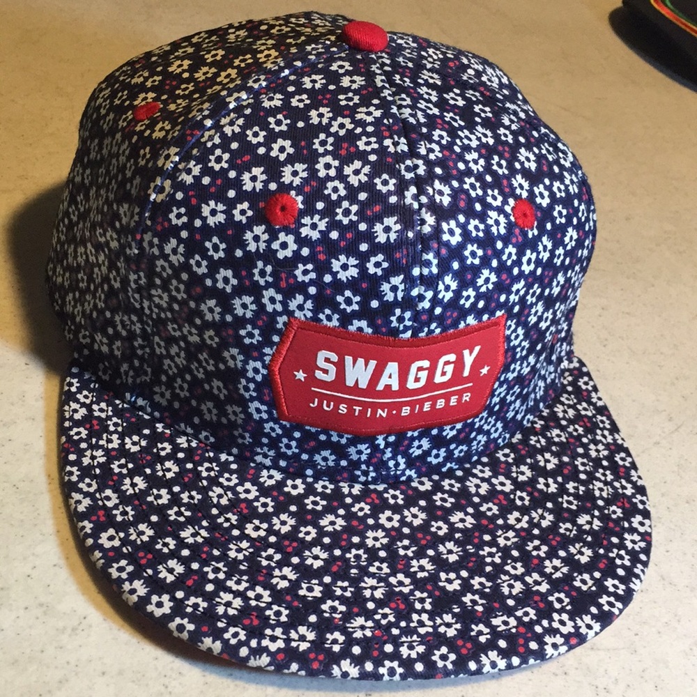 NEW Swaggy Hat From Justin Bieber Believe Tour